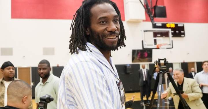 NBA clears way for Leonard-Raptors deal