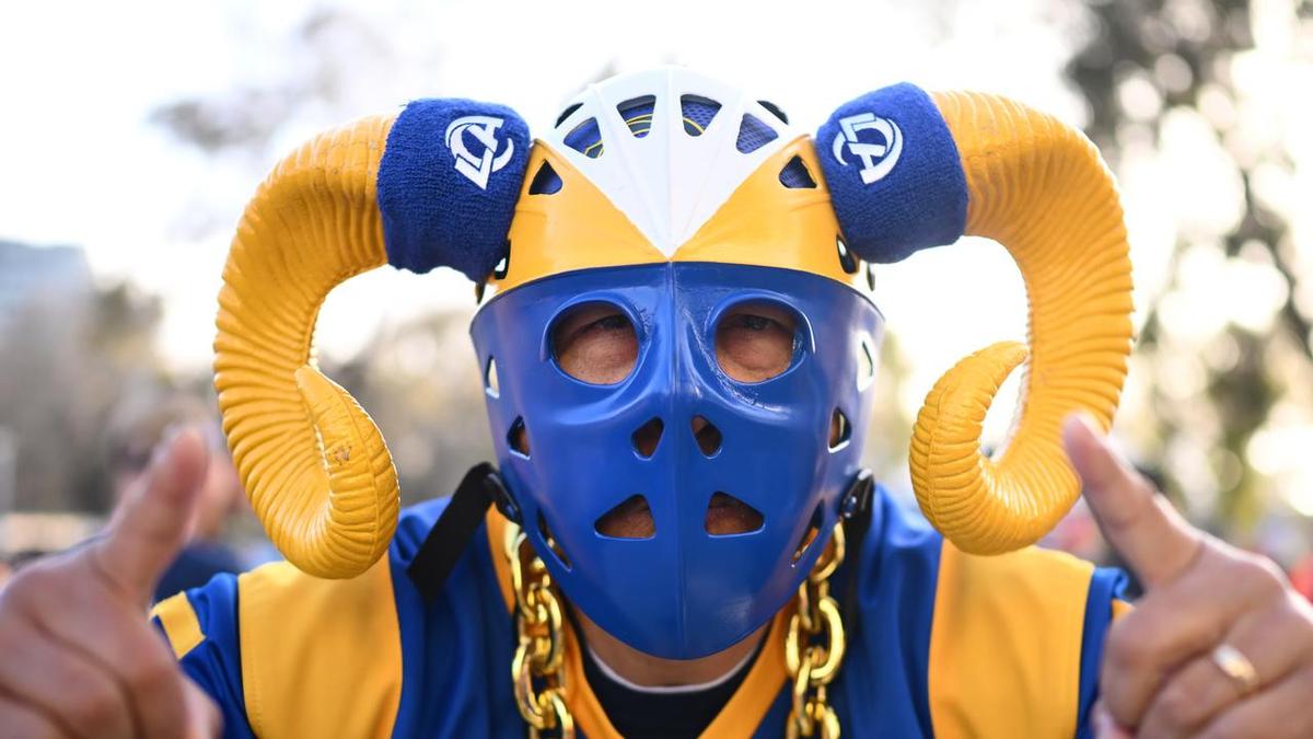 NFL fever Down Under y'all as fans converge for clash