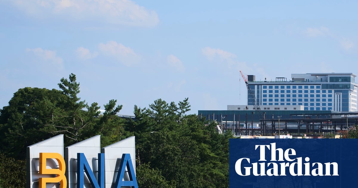 Nashville airport board unanimously approves name change to honor Dolly Parton