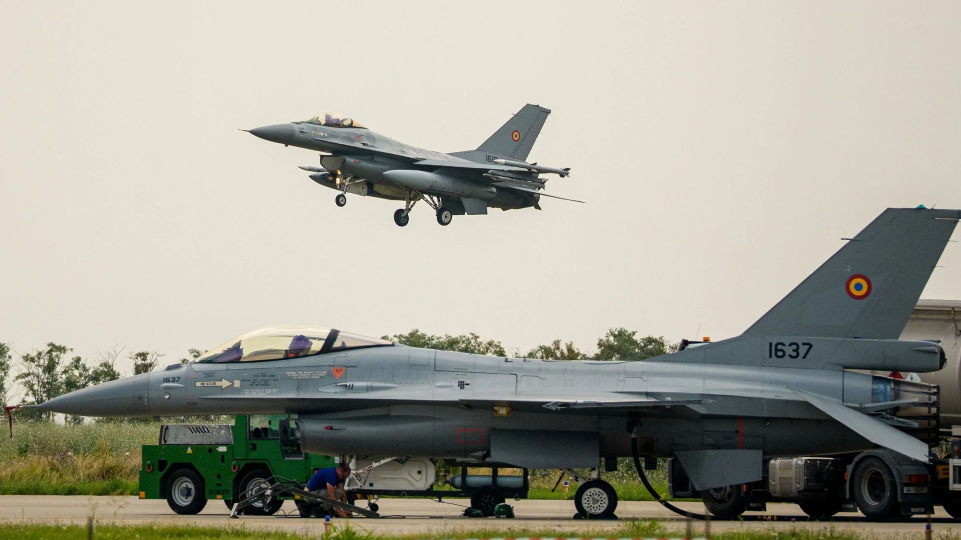 Nato jet scrambled over ‘drone sighting’ as emergency phone alert issued and airport closed in Lithuania