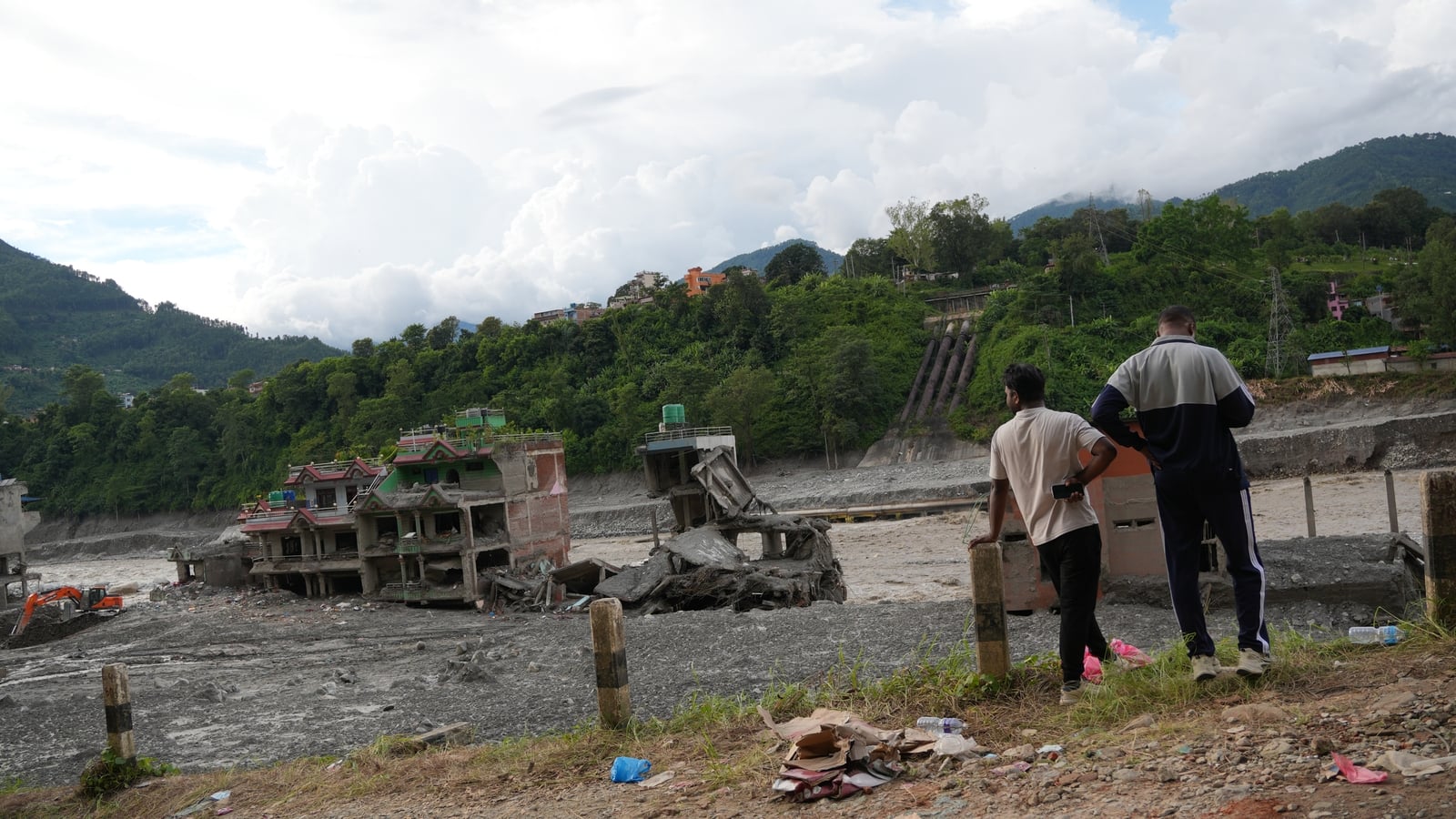 Nepal to rebuild landslide warning system after floods