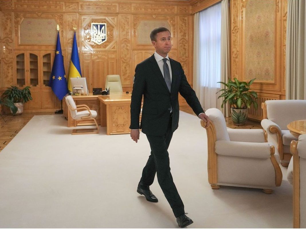 New Ukraine Prime Minister warns of deep budget cuts without aid