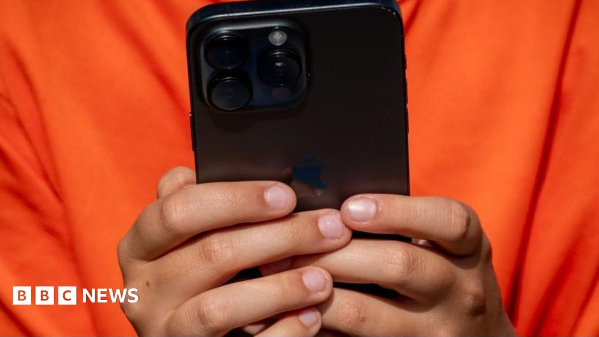 New law to force tech firms to stop children taking or sharing nude images