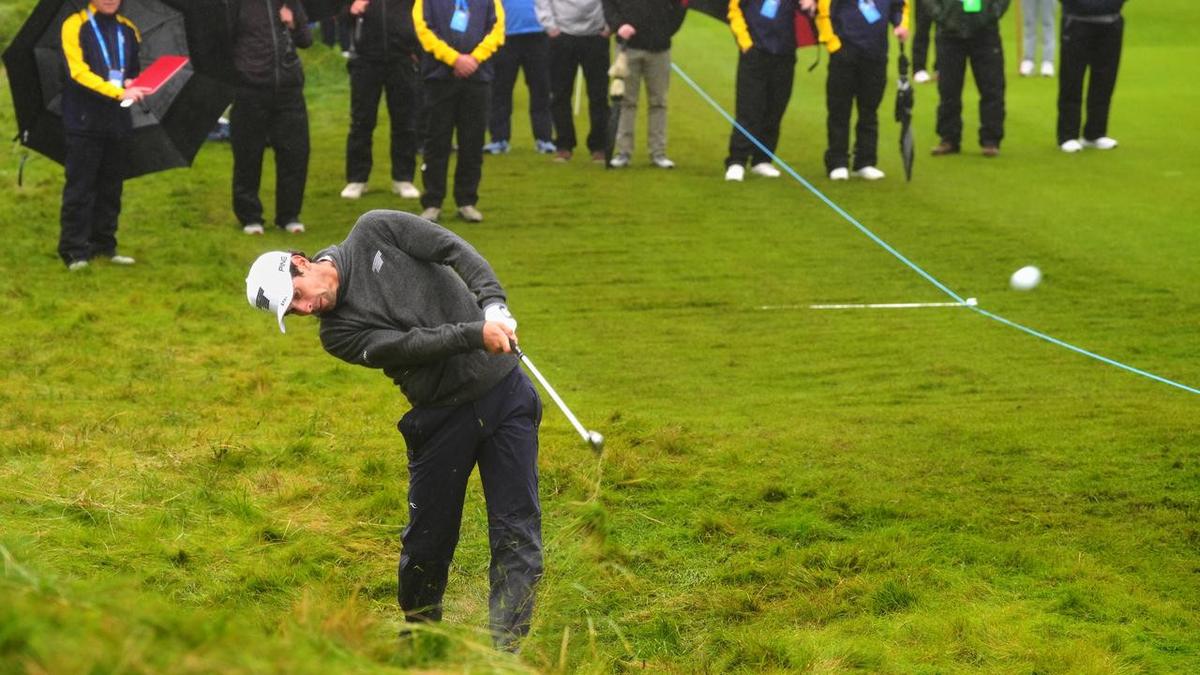 Niemann leads, McIlroy battles elements at Irish Open