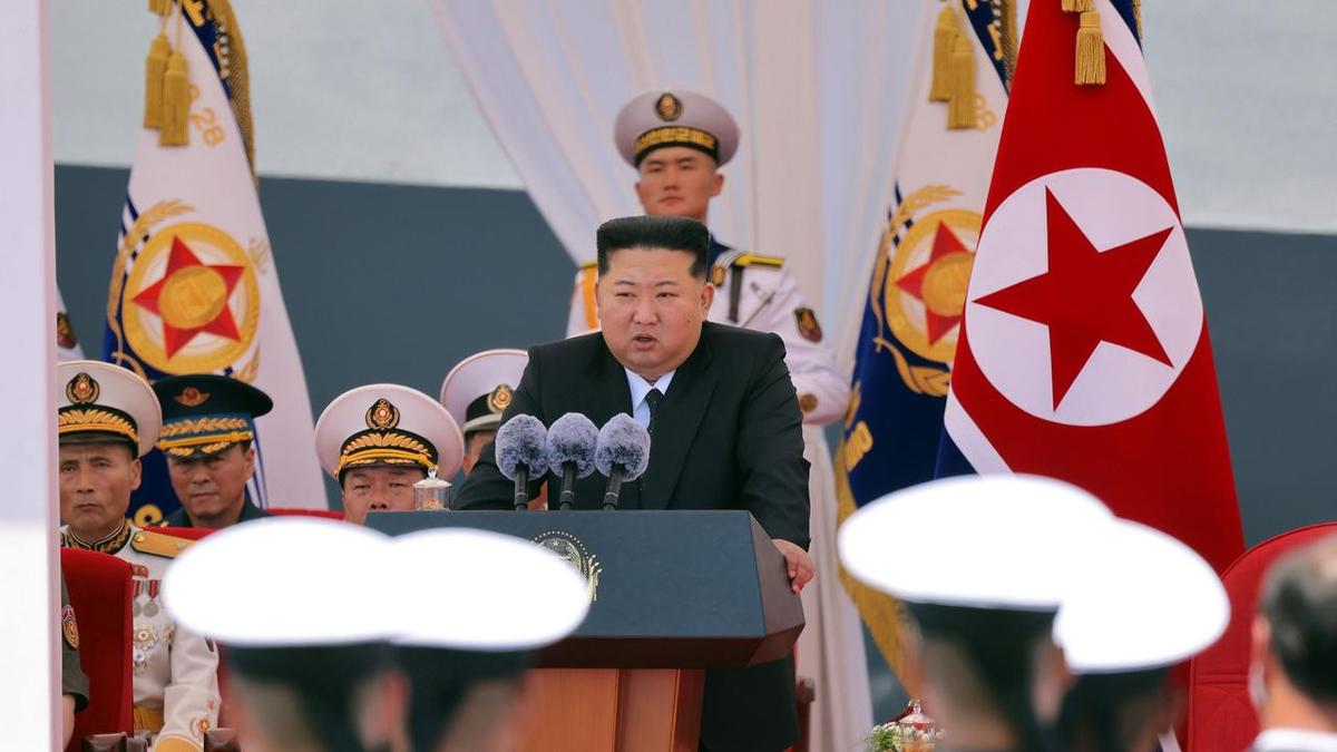 North Korea's destroyer part of nuclear response system