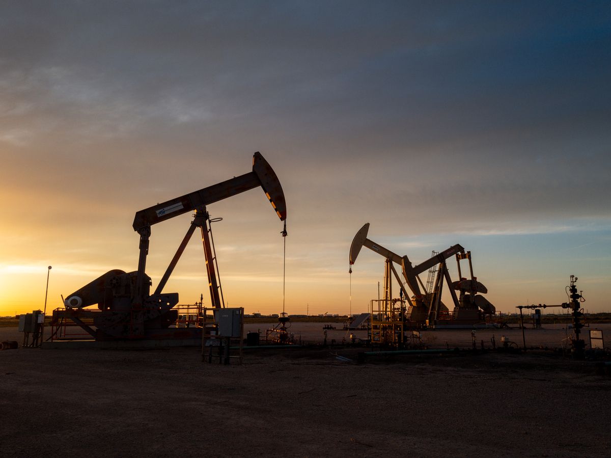 Oil hits US$105 as Middle East flareup heightens supply worries