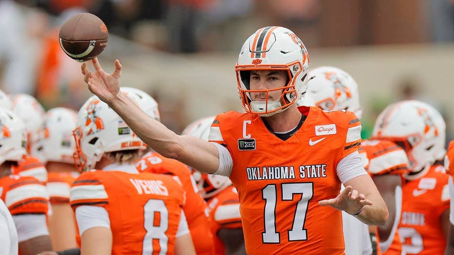 Oklahoma State might have known which plays Oregon Ducks were running during upset win