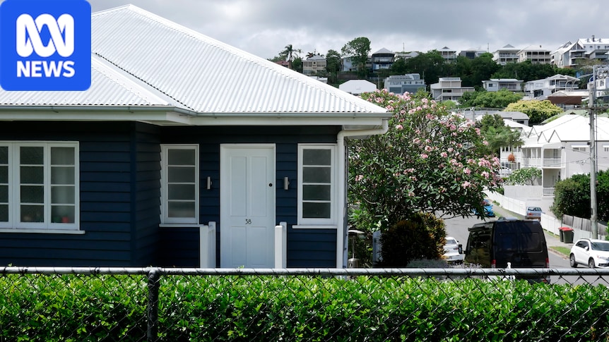 One in five Melbourne units sold at a loss, as national housing prices drop