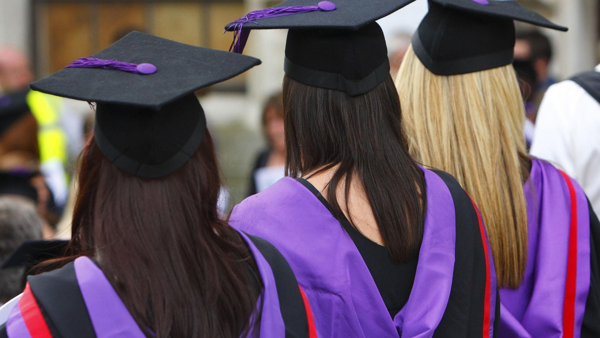 PM blasted over ‘staggering’ 879% tuition fee hike leaving students with an £81k debt mountain