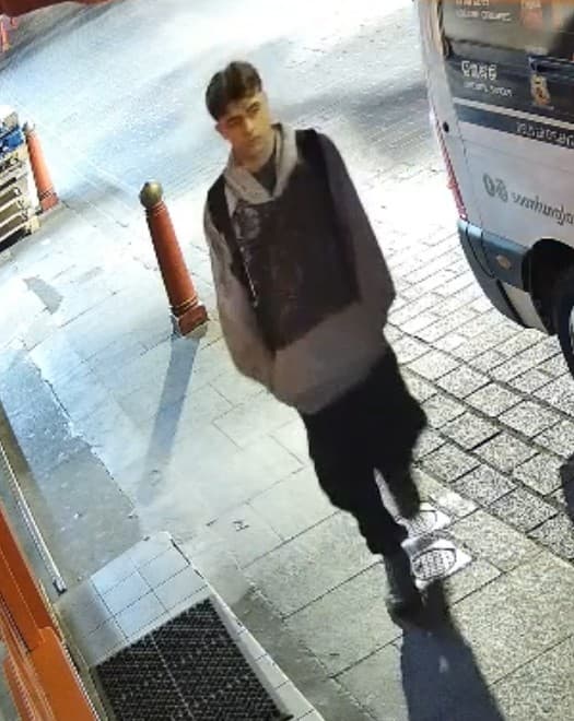 Police release more CCTV and appeal for witnesses following Covent Garden rape