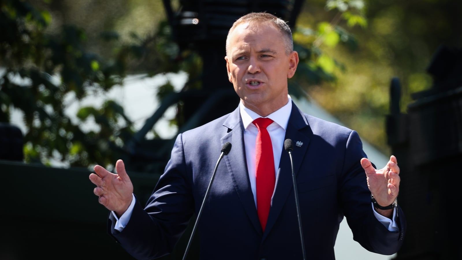 Polish president calls for reparations at WWII ceremony