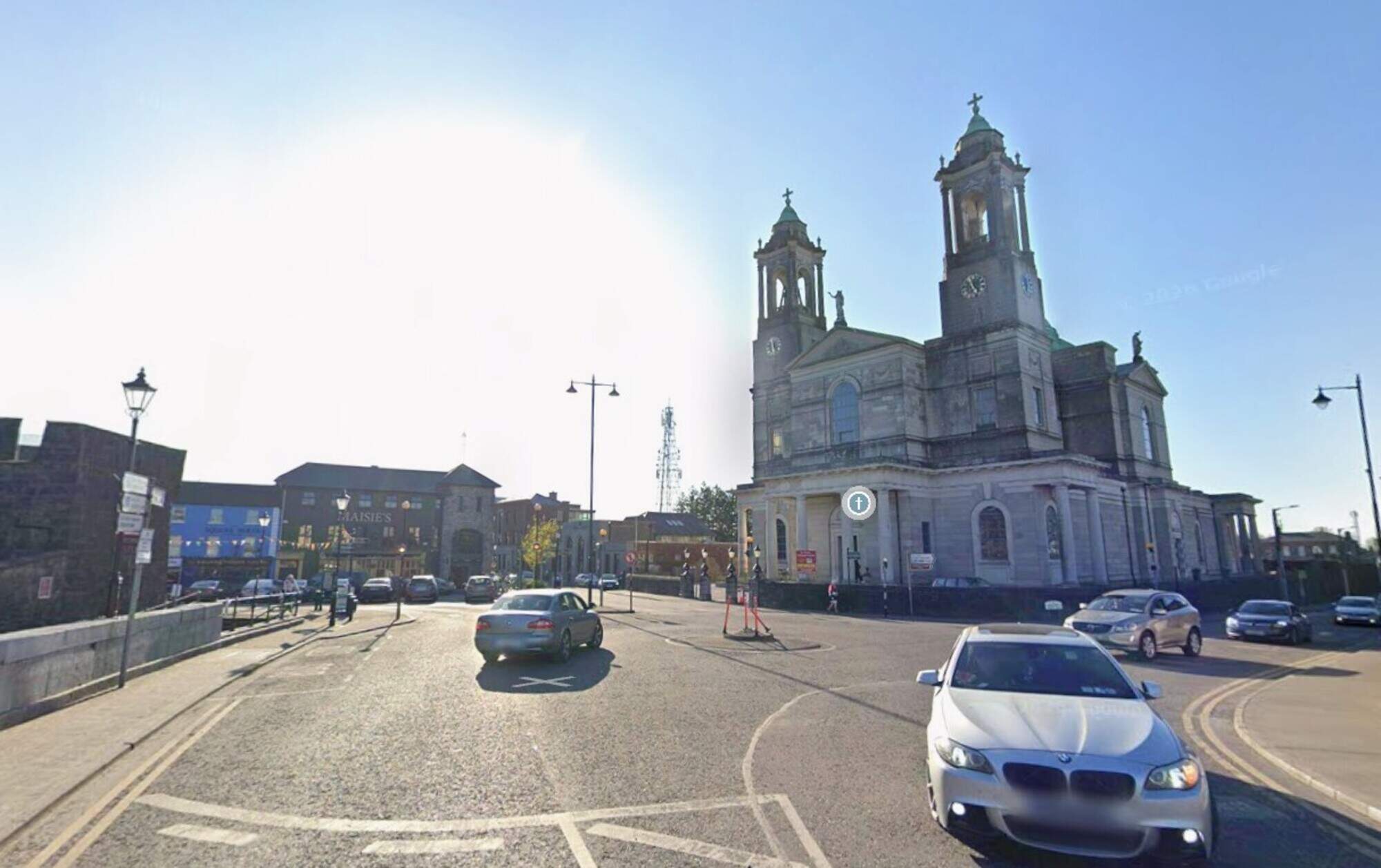Priest predicts traffic mayhem in Athlone and slates council bosses over lack of ‘basic courtesy’