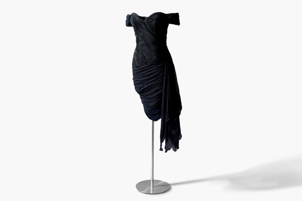 Princess Diana’s ‘revenge dress’ expected to sell for £220,000 at auction