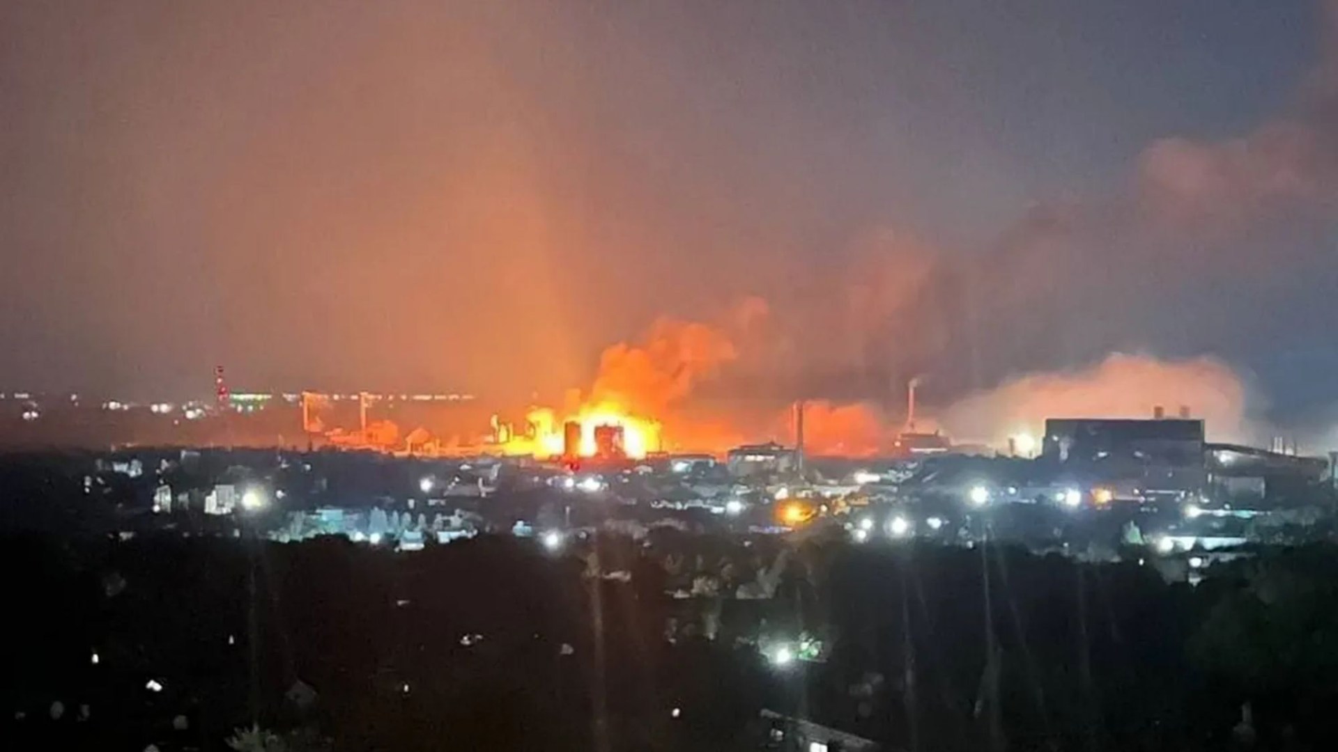 Putin snubs ceasefire & unleashes major drone strike on Ukraine ahead of Trump peace envoys visit with plan ‘to end war’