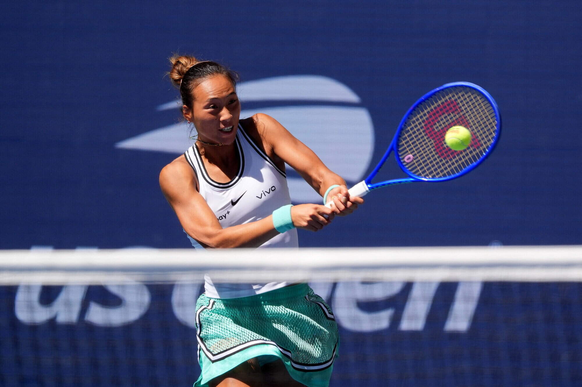 Qinwen shocks Swiatek to reach US Open quarter-finals as Andreeva extends deepest run in New York