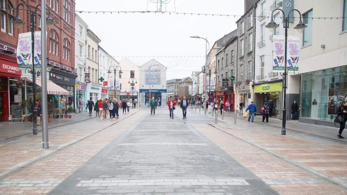 Reckless speeding in Kerry town as up to 20 cars a week are reportedly seized by gardaí