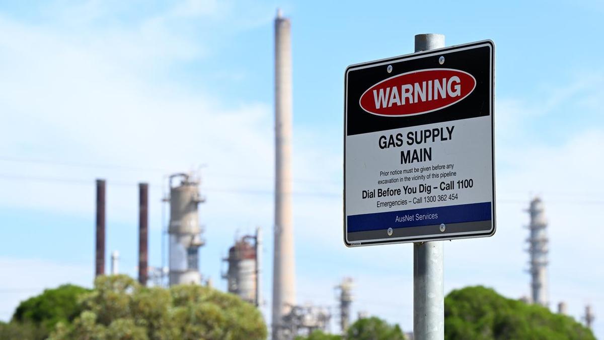 Resource firms hit the gas on controversial project