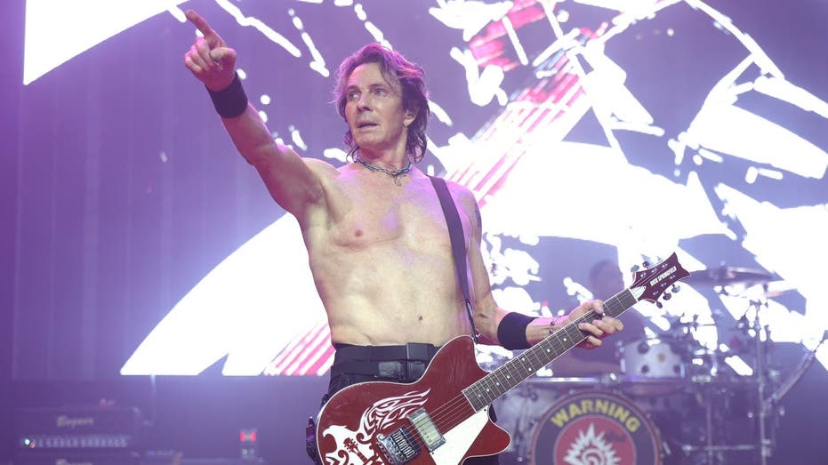Rick Springfield, 77, shocks fans with ripped physique during shirtless performance