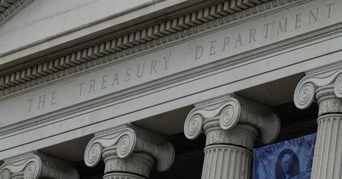 Rising bond yields threaten to push up U.S. borrowing costs, experts say