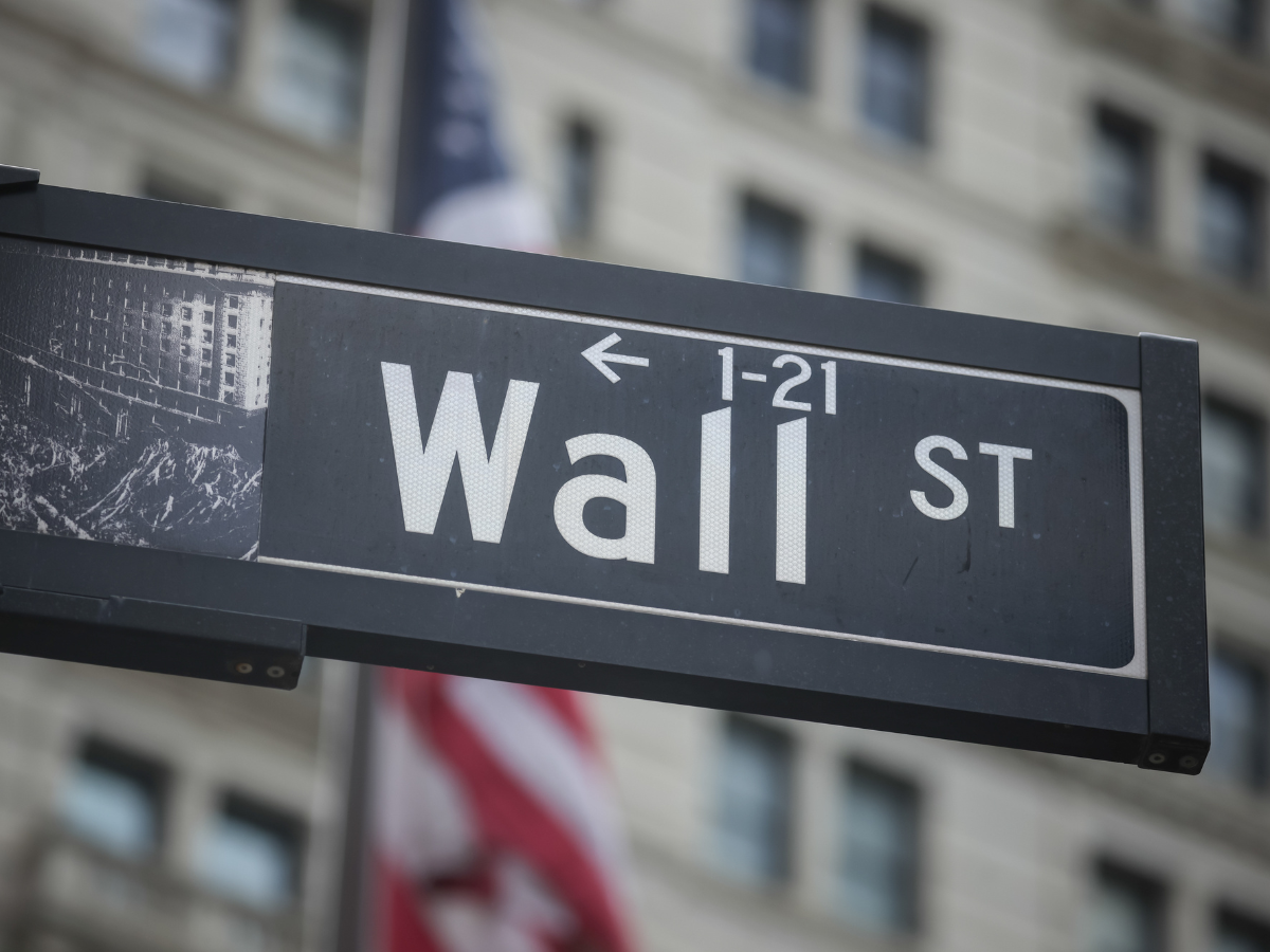 Rising yields seen pushing companies to sell bonds sooner
