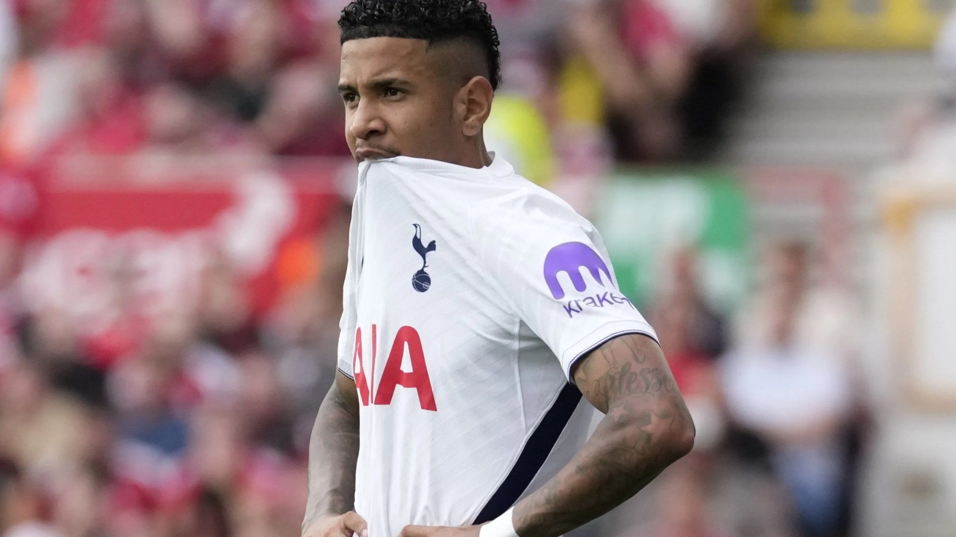 Roberto De Zerbi took off new £85m Tottenham signing Savio against Nottingham Forest due to new policy
