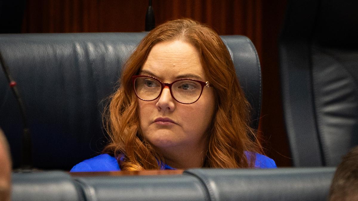 Roger Cook backs decision not to remove children, Minister flies north to investigate ‘hell house’ in Hedland