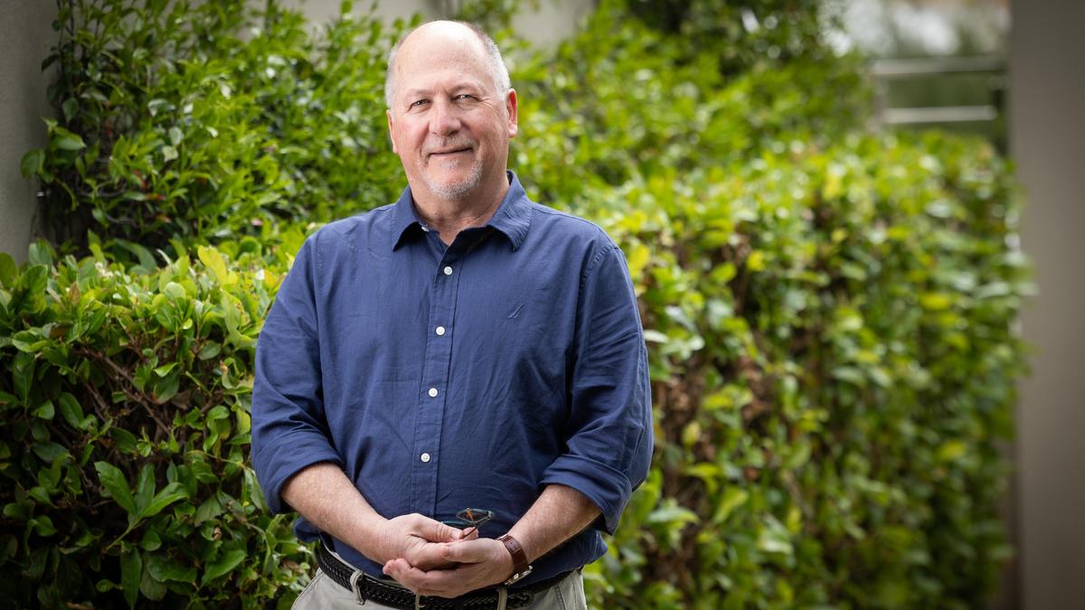 Rural kids can aim high, says Katanning-born John Olynyk, awarded AM for services to health sciences, medicine