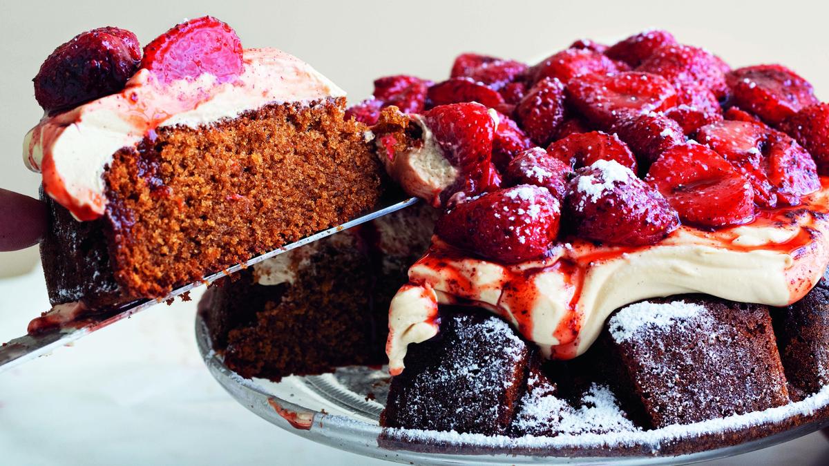 STM recipe: Ottolenghi Simple Too’s Brown sugar cake with brown sugar cream