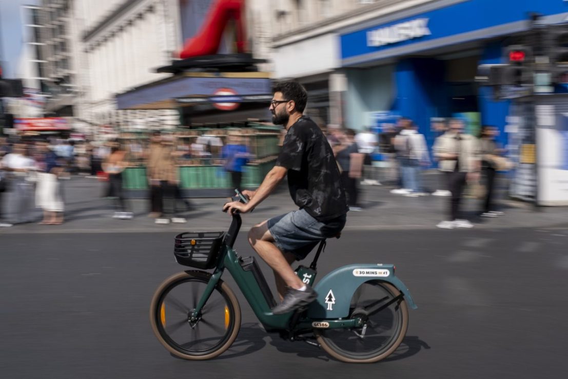 Sadiq Khan urged to end London’s e-bike ‘patchwork’