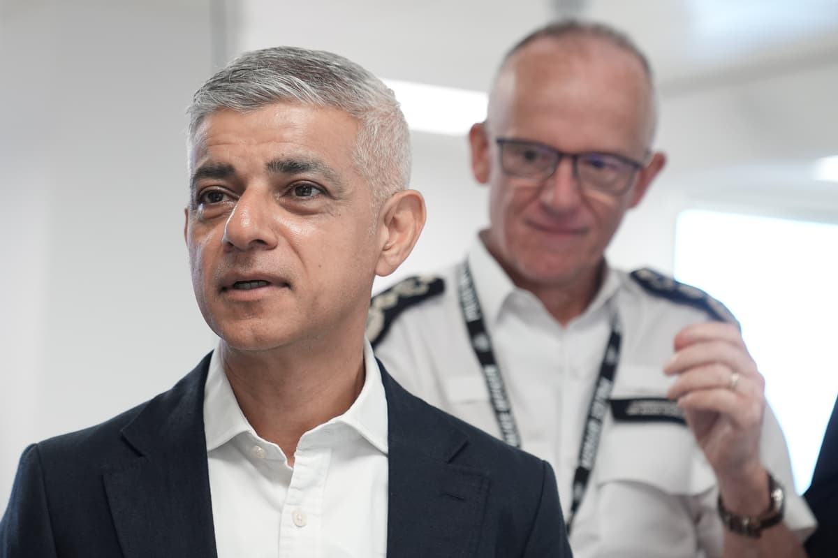 Sadiq Khan’s emails to be searched in Palantir legal battle over Met AI deal