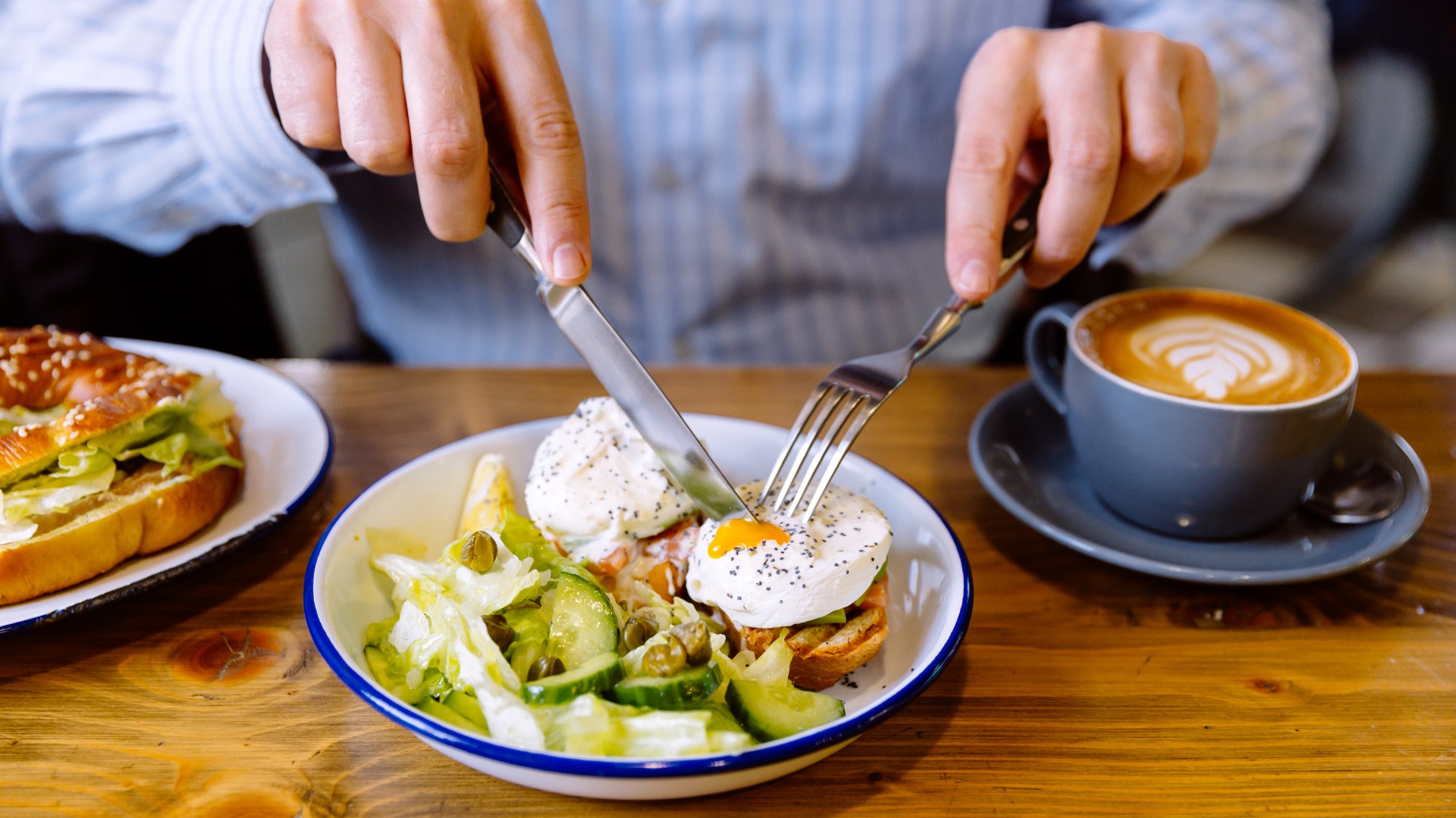 Salmonella outbreak ‘linked to imported eggs’ grows AGAIN – the signs you’re infected