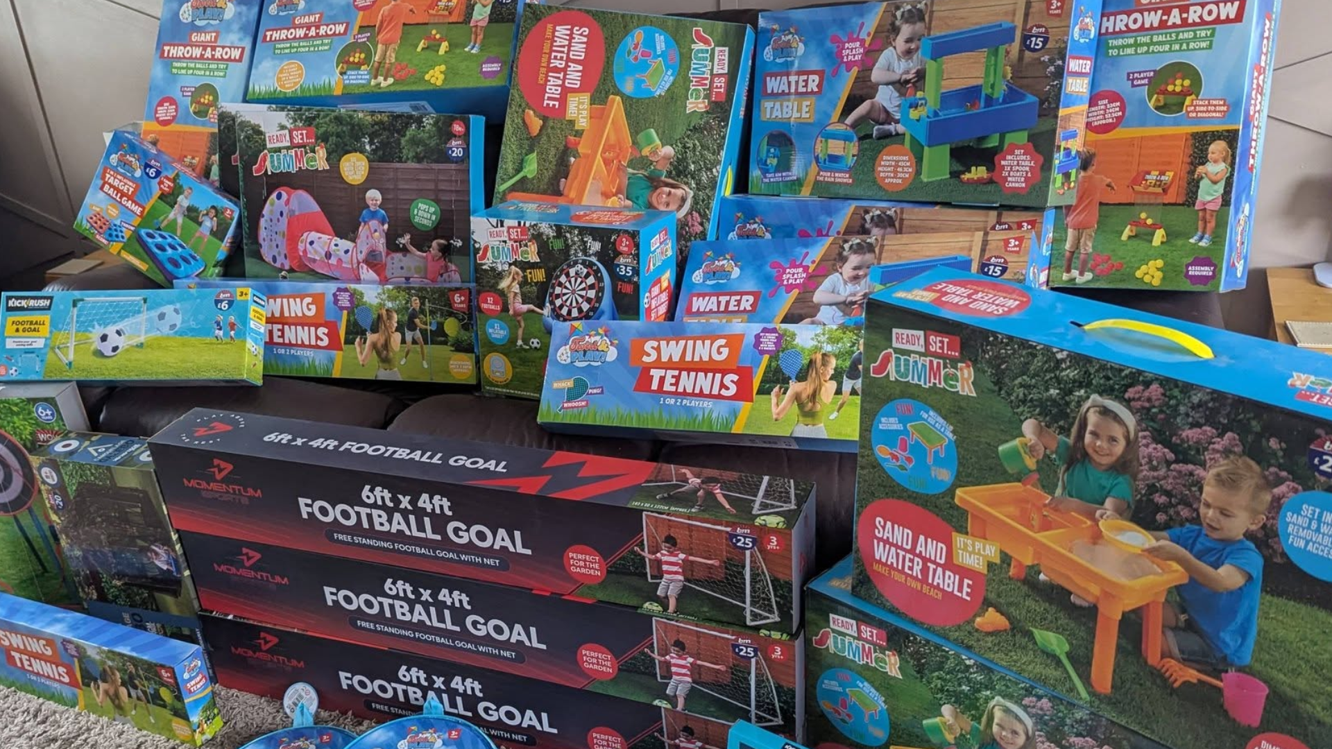 Savvy mum bags £400 of toys for just £30 in B&M as stunned shoppers say it’s ‘Christmas sorted’