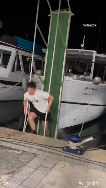 Scots tourist’s yacht stunt goes wrong