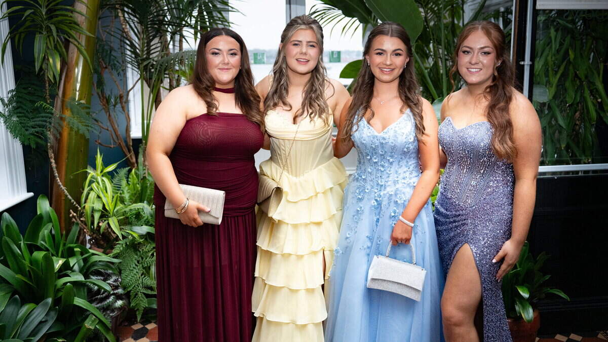 See all the style and glamour at the Selskar College Debs