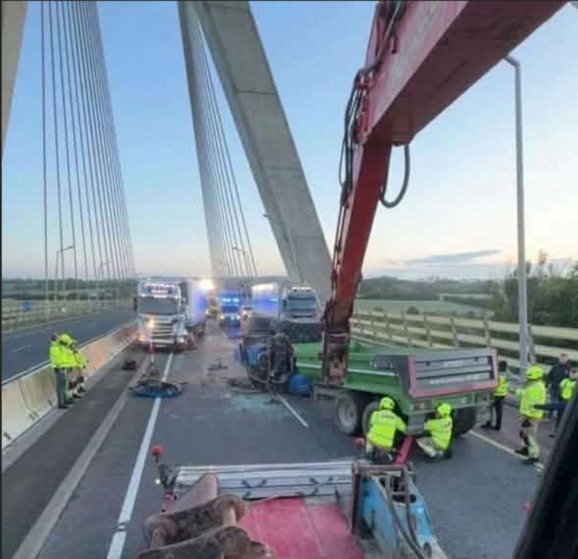 Serious delays on M1 after tractor and lorry crash on Boyne Valley Bridge