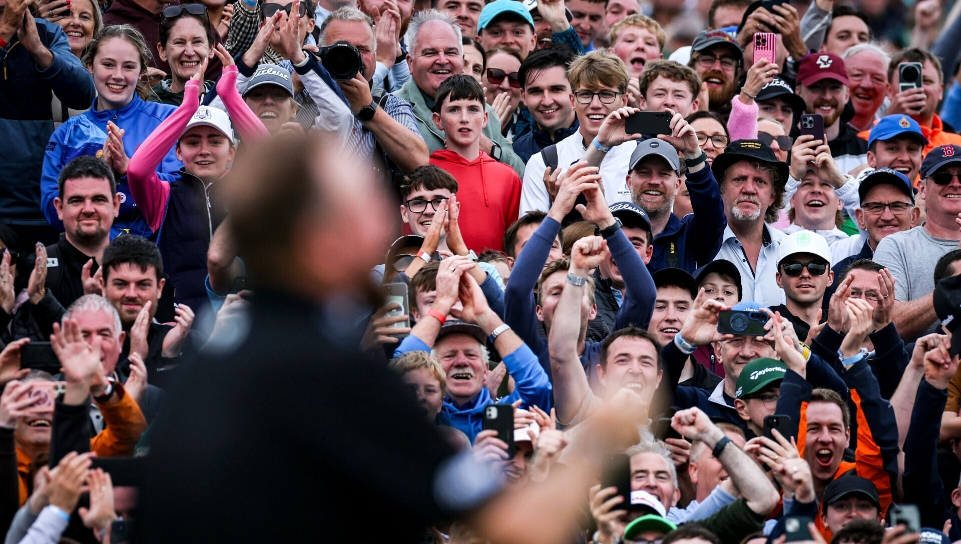 Shane Lowry addresses controversial 18th tee box comments