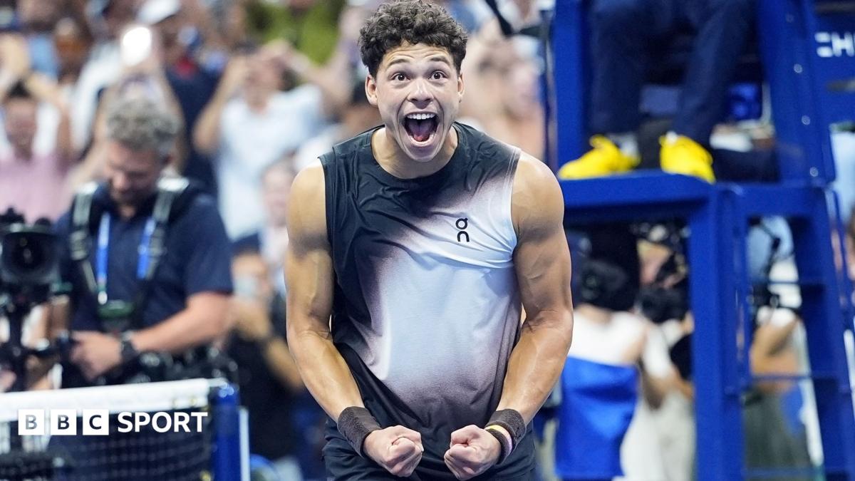 Shelton beats Alcaraz in late-night epic to reach US Open semis
