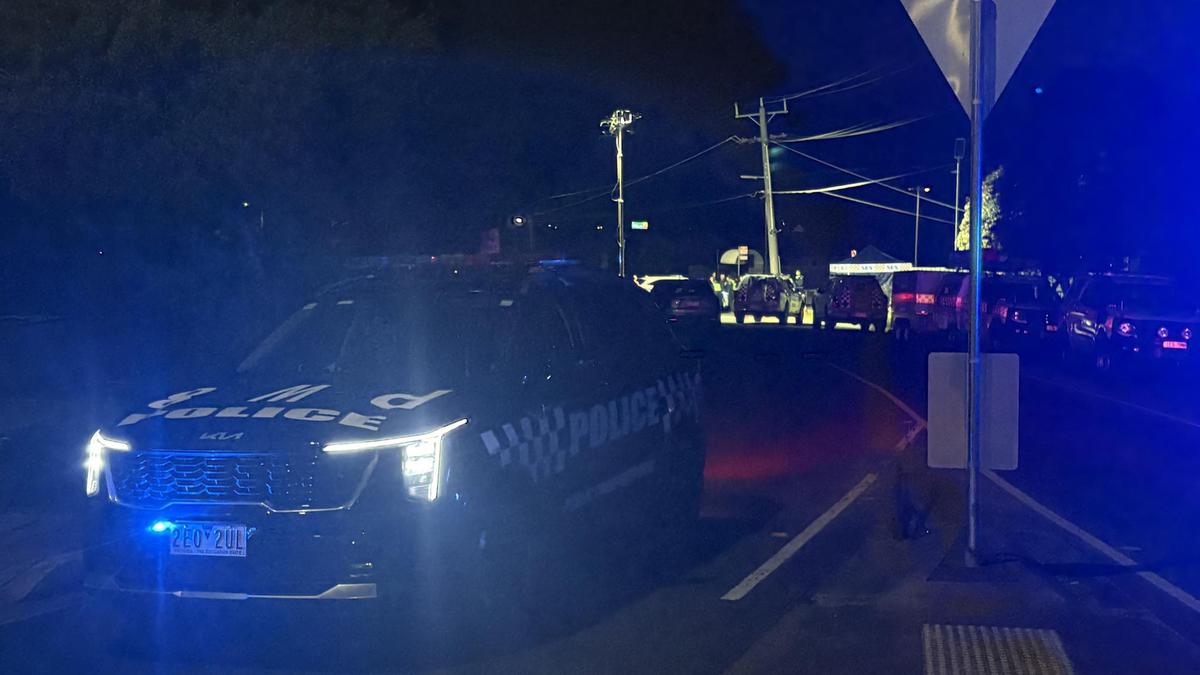 Shooter at large after man shot and killed in Thomastown, Melbourne
