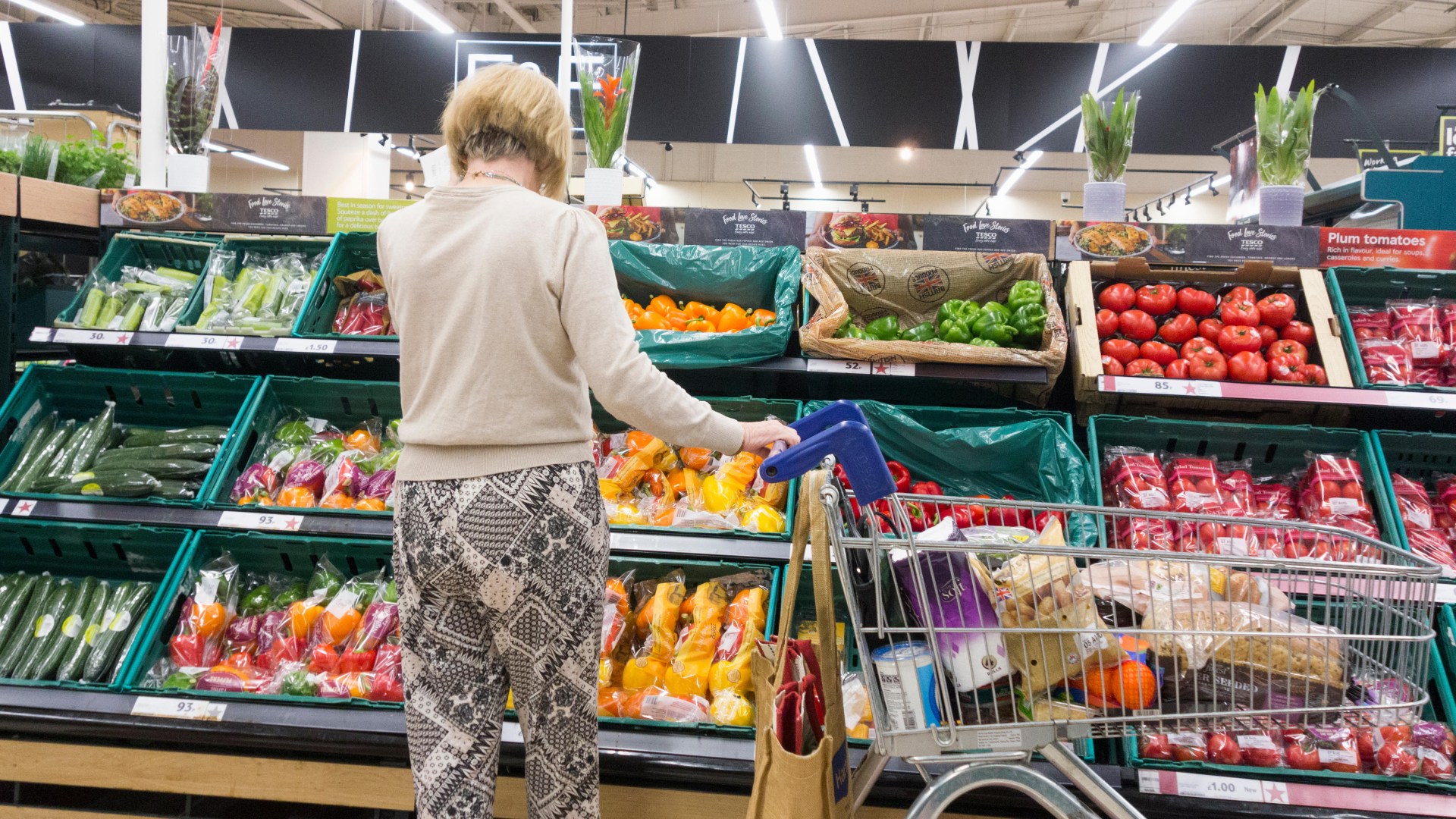 Shoppers can get half-price fruit and veg at over 1,400 supermarkets across UK this weekend