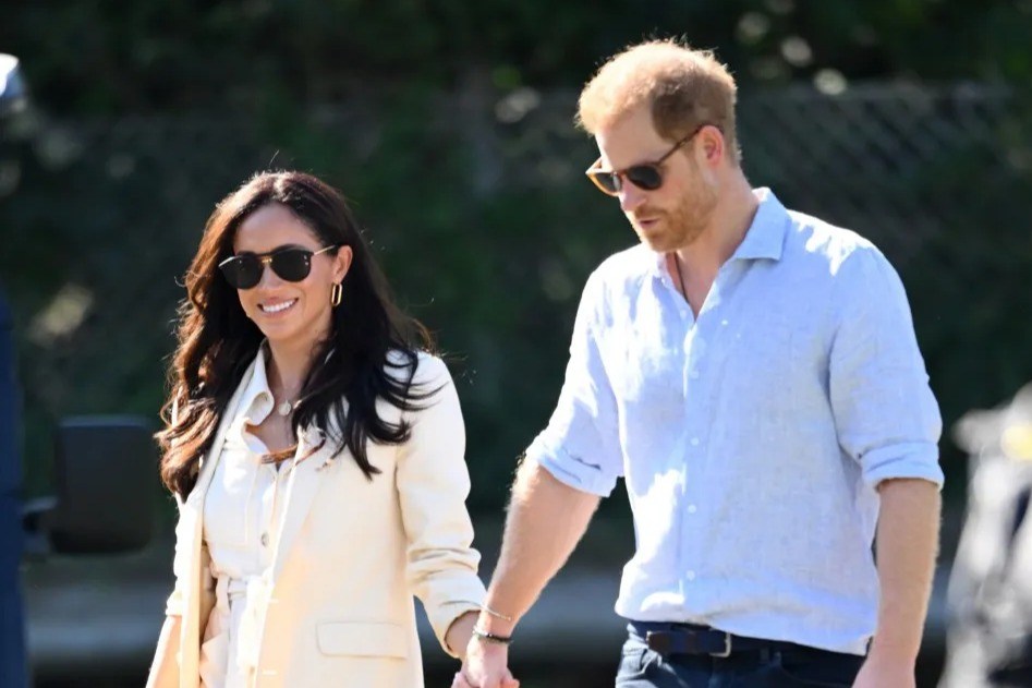 Should Harry & Meghan get taxpayer-funded security after latest scare? VOTE NOW