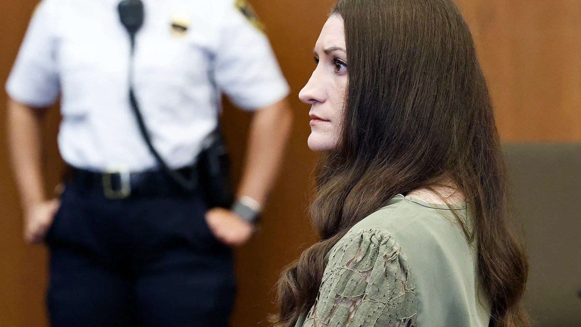 Should Lindsay Clancy face a retrial?