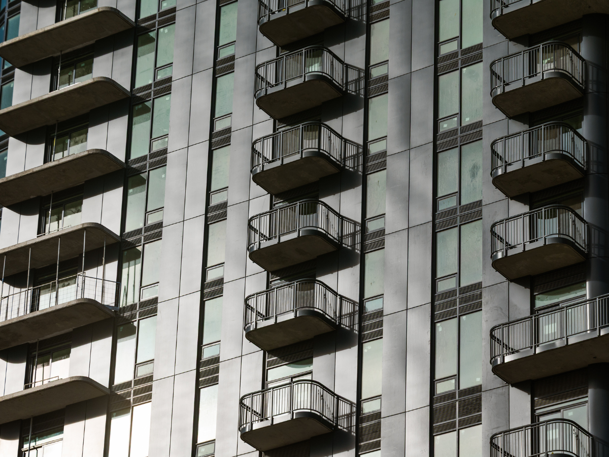 Smaller Toronto condos losing value twice as fast: report
