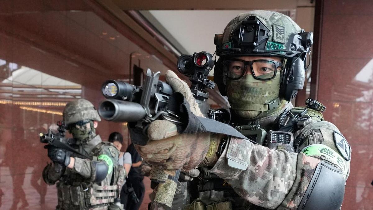 South Korea reviewing military options for Hormuz