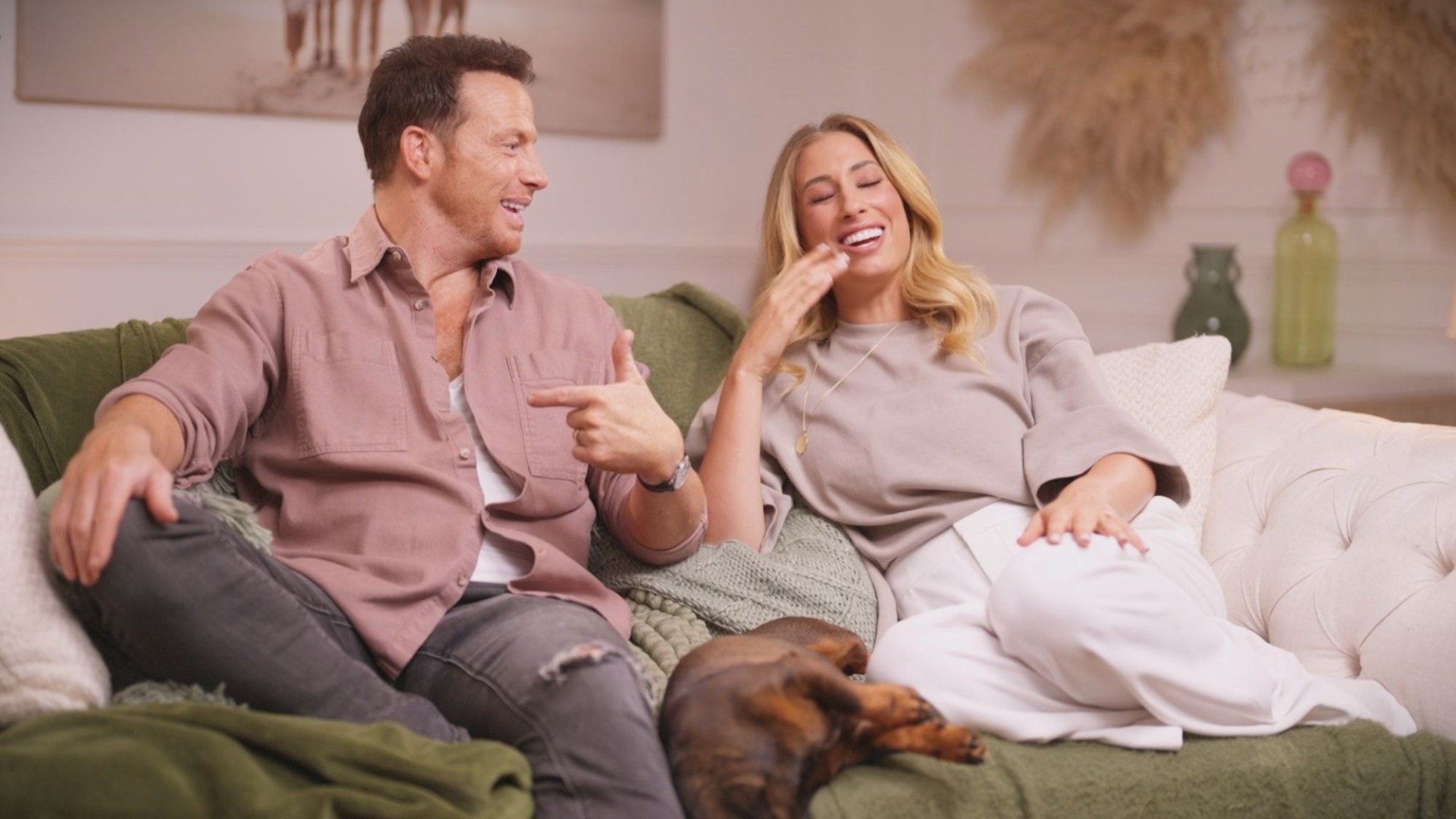Stacey Solomon-inspired pistachio homes are drab, joyless & look like a 1970s bathroom, says Laurence Llewelyn-Bowen