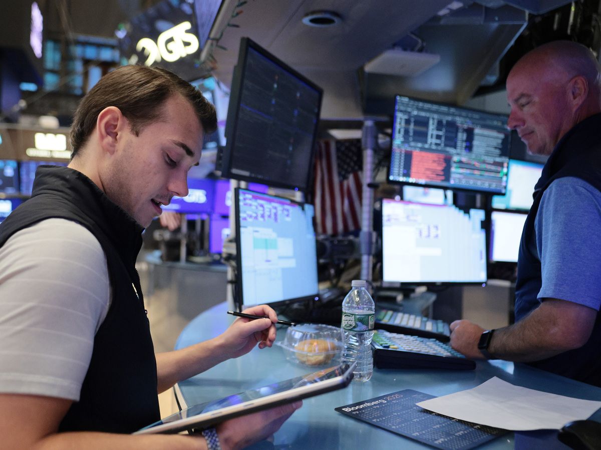 Stock indexes eye gains as Fedspeak signals rate patience