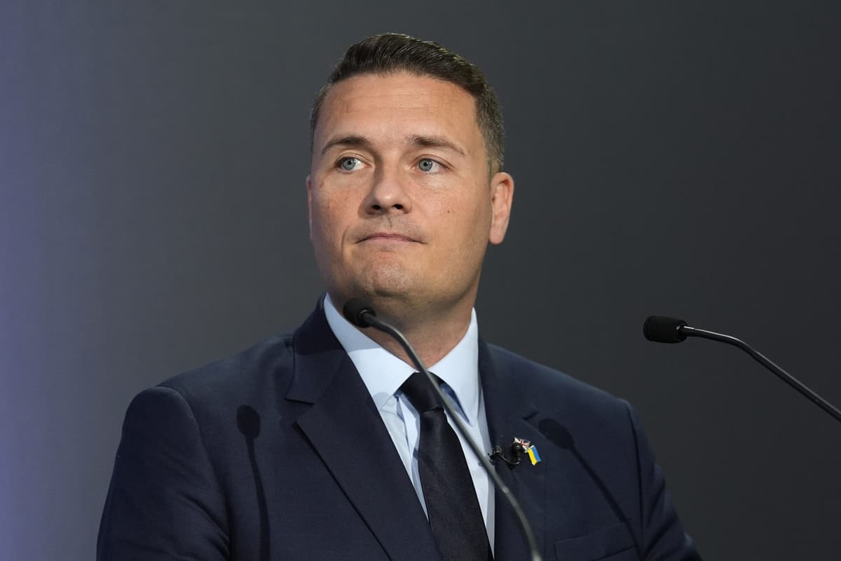 Streeting says UK ‘won’t flinch’ in support for Kyiv as £100m pledged for winter