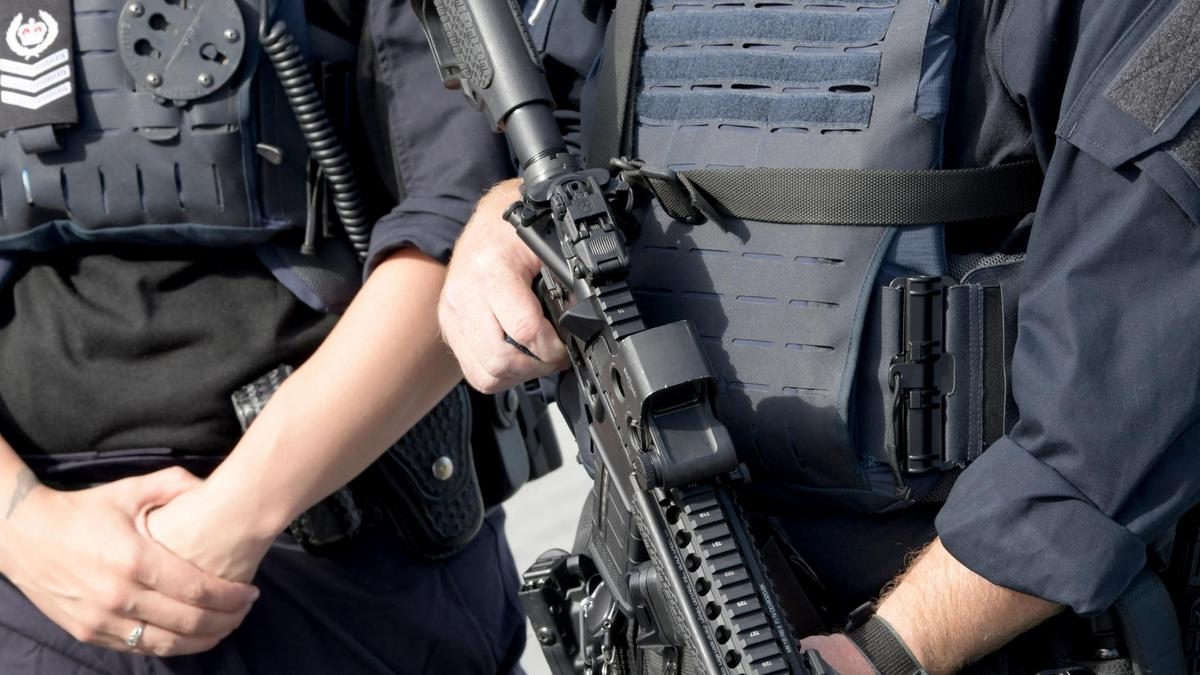 Suburb in southern Perth in lockdown after shooting