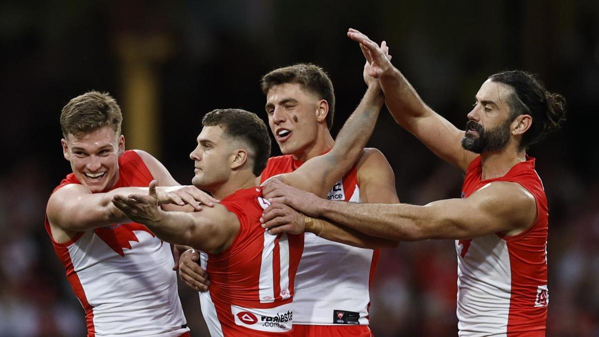 Swans rally for Mills in AFL finals upset over Lions