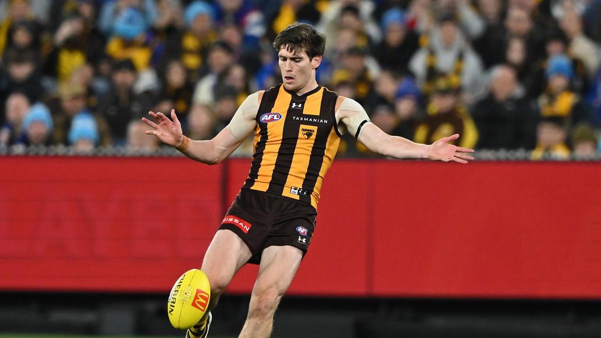 Tears flow as Hawks star opens up on 'raw' journey
