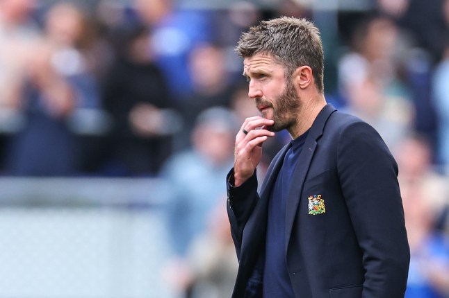 Teddy Sheringham tells Michael Carrick he is benching ‘fantastic’ Manchester United star